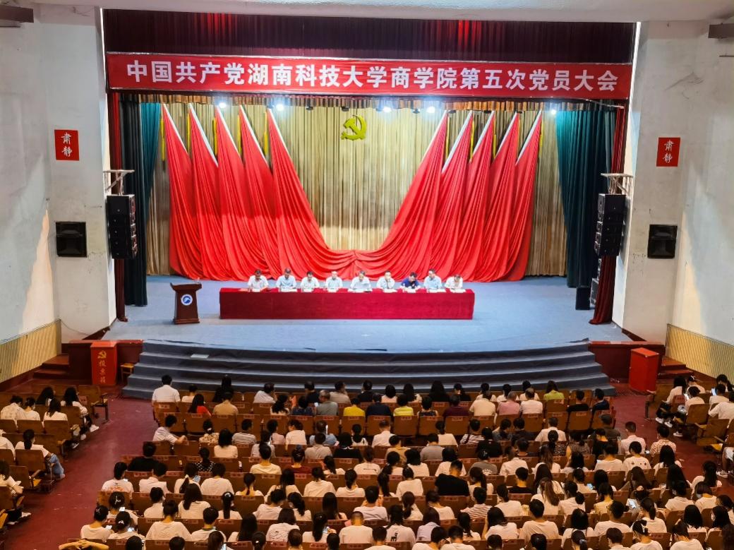 7b0ef0acce384a548018f3ba92ba55d0.jpg 7b0ef0acce384a548018f3ba92ba55d0.jpg