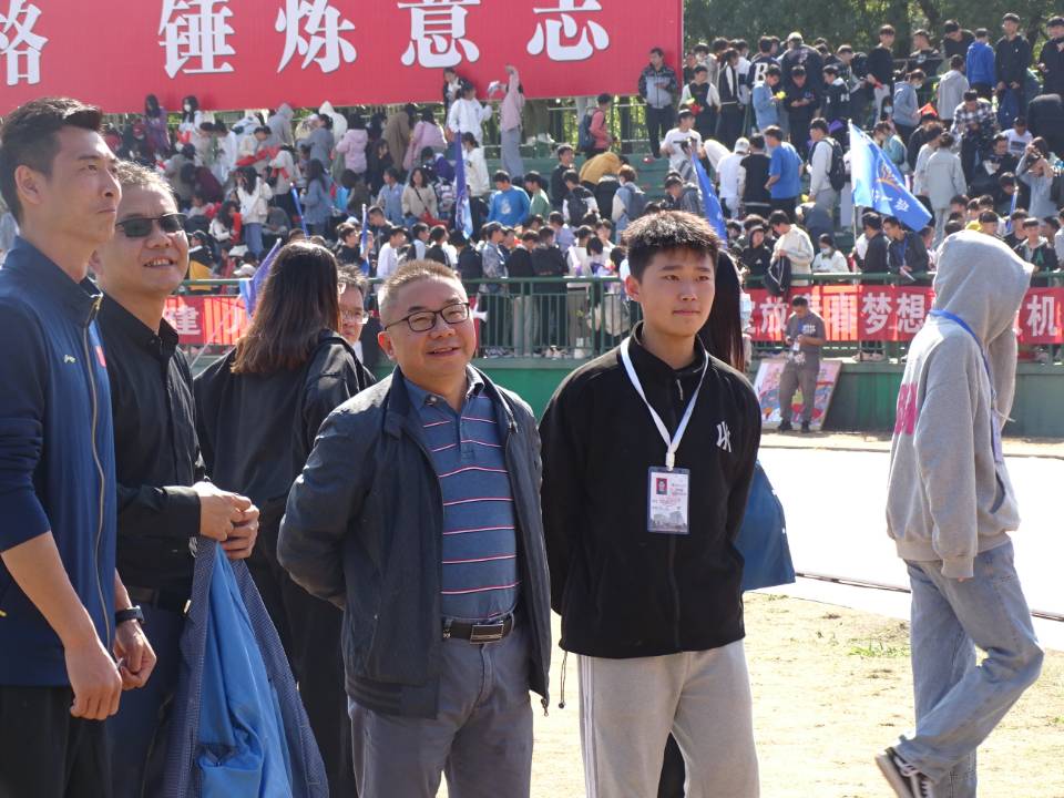 dce7f1aa88864e04bf799604a01254d5.jpg dce7f1aa88864e04bf799604a01254d5.jpg