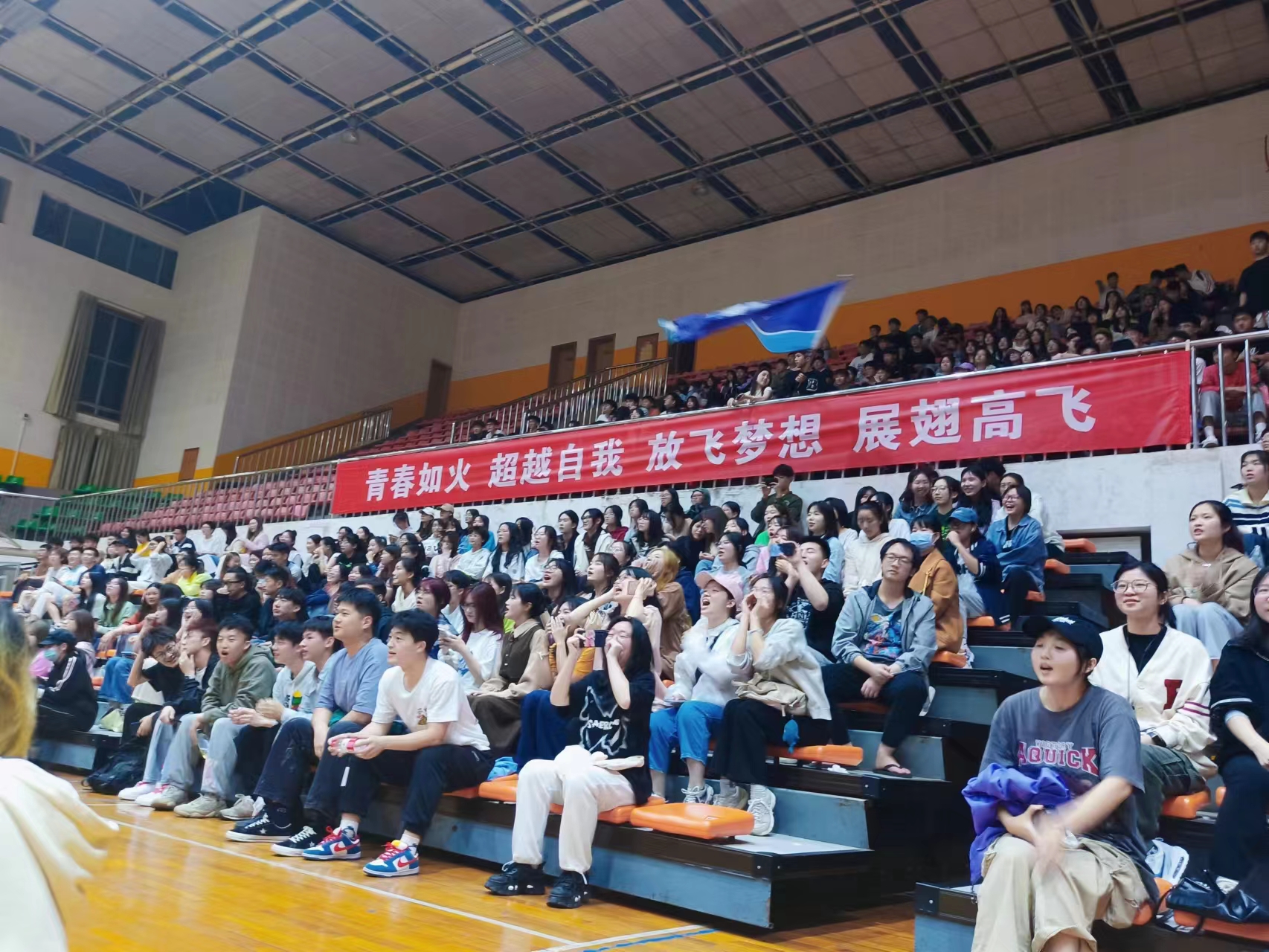 8f7a542a9995498fbfa7b289bf8150f2.jpg 8f7a542a9995498fbfa7b289bf8150f2.jpg