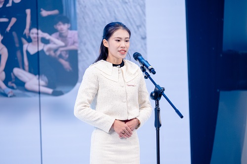 潇湘公司何思思演讲.jpg